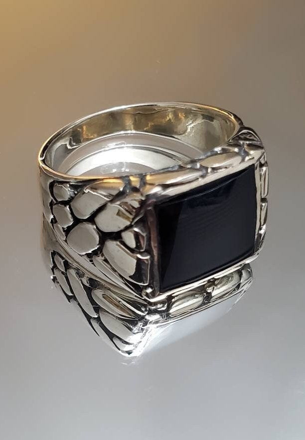 Onyx Masculine Men's Ring