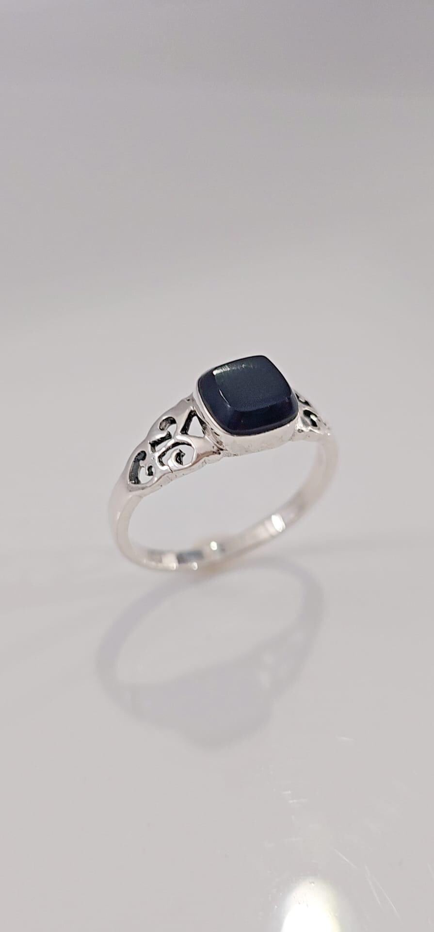 Onyx Sterling Silver Ring: Thin Band, Celtic Claddagh Design