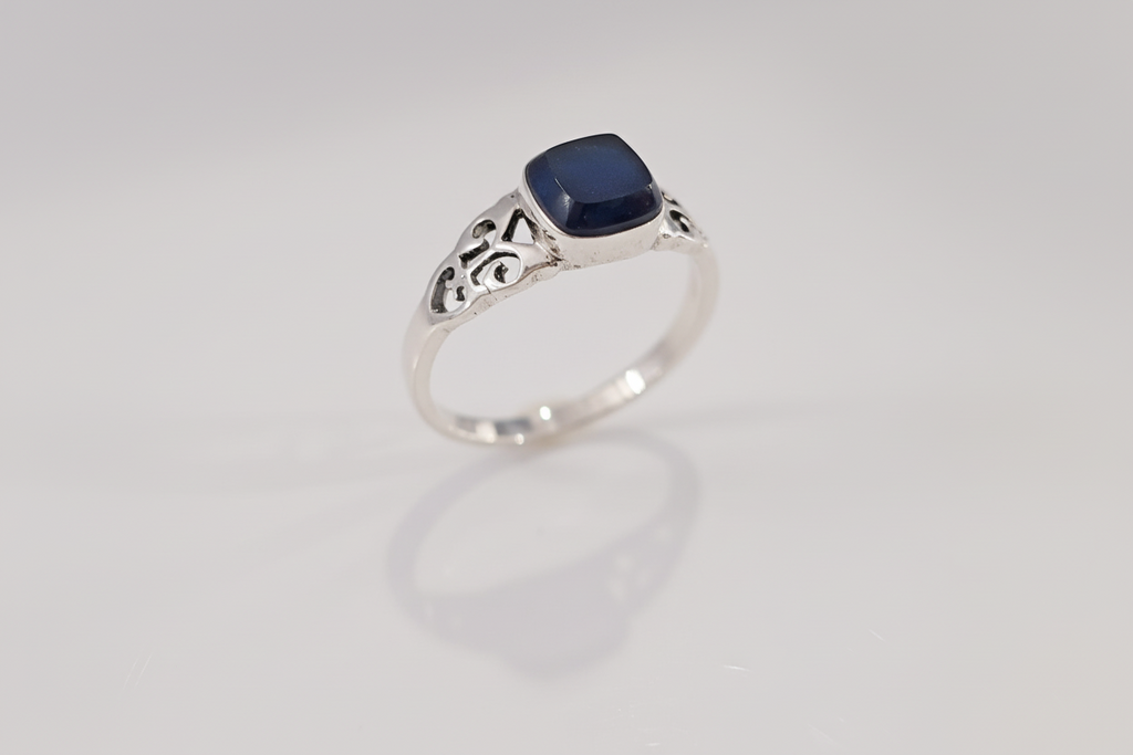 Onyx Ring – Sterling Silver