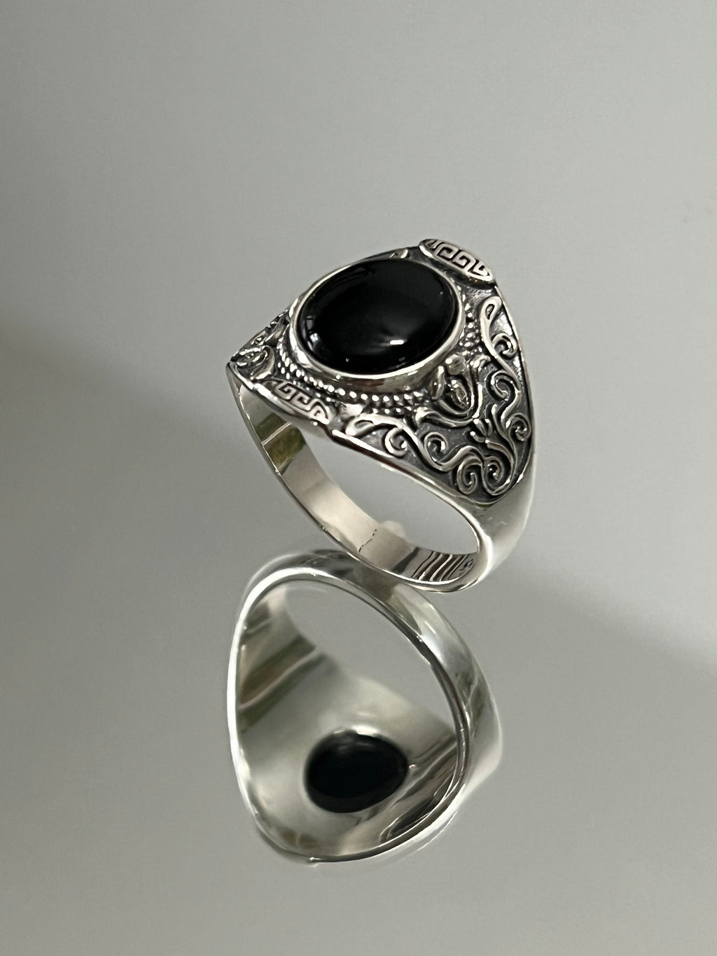 Oxidized Onyx Unisex Signet Ring – Sterling Silver