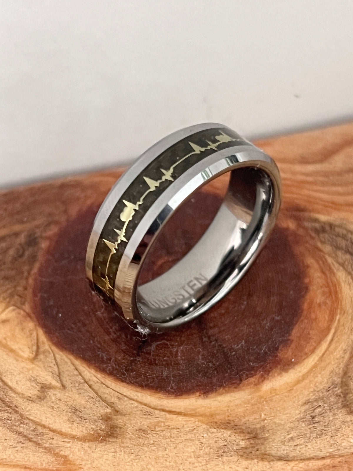 Heartbeat Men's Ring – Tungsten with 8mm Band Width