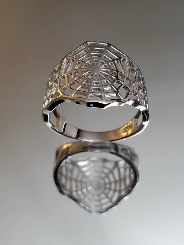 Web Men's Statement Ring – Sterling Silver