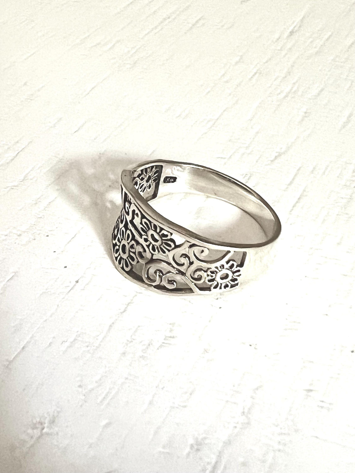 Daisy Vine Ring – Sterling Silver