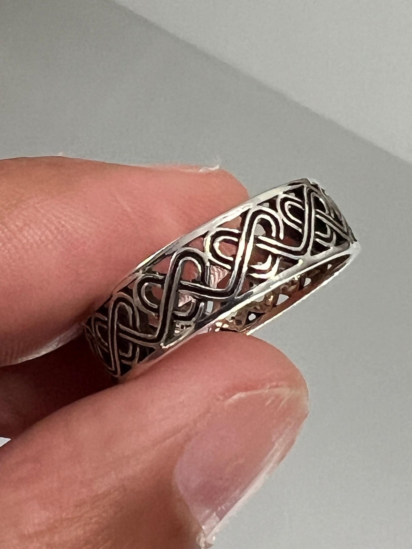 The Celtic Men's Ring is a stunning 7mm sterling silver band, specifically designed for men. This ring makes for an ideal gift.