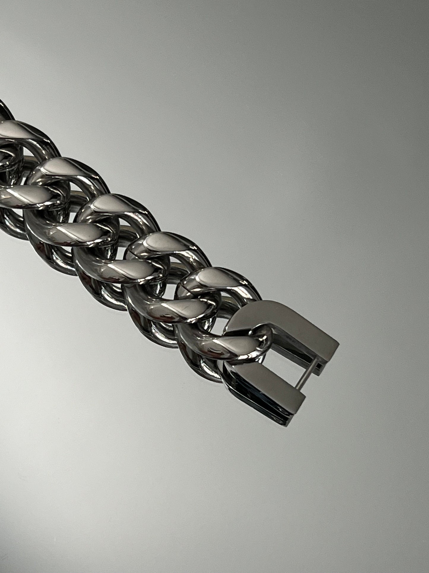 Rugged Cuban Chain Link Bracelet Unisex Bracelet