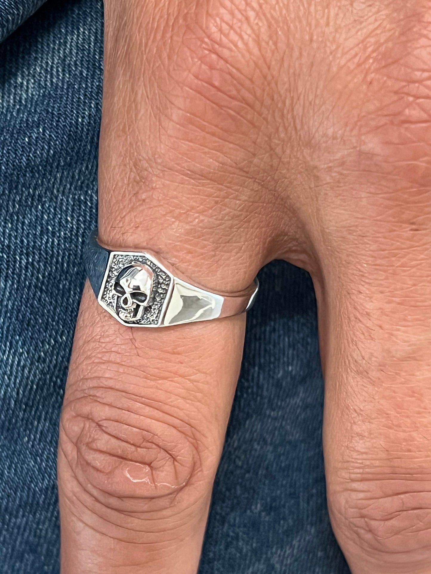 Small Skull Shield Ring