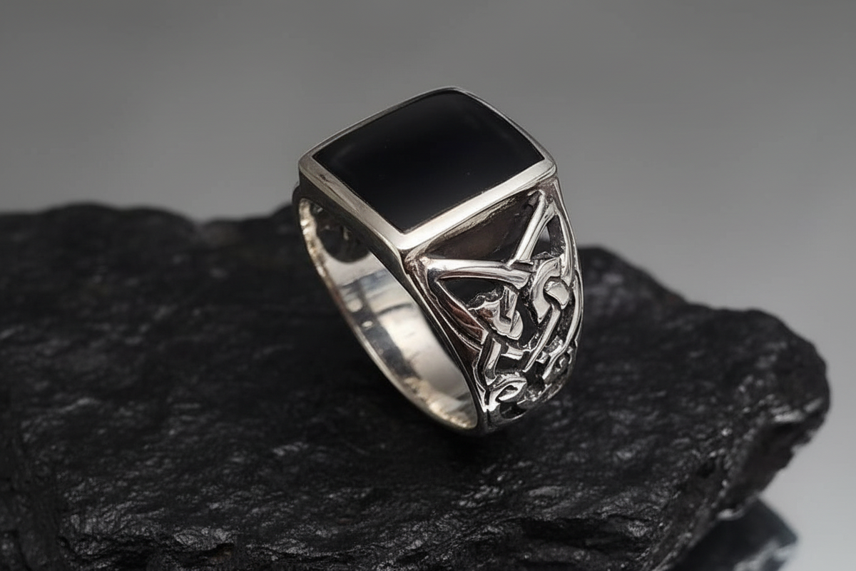 Onyx Celtic Ring