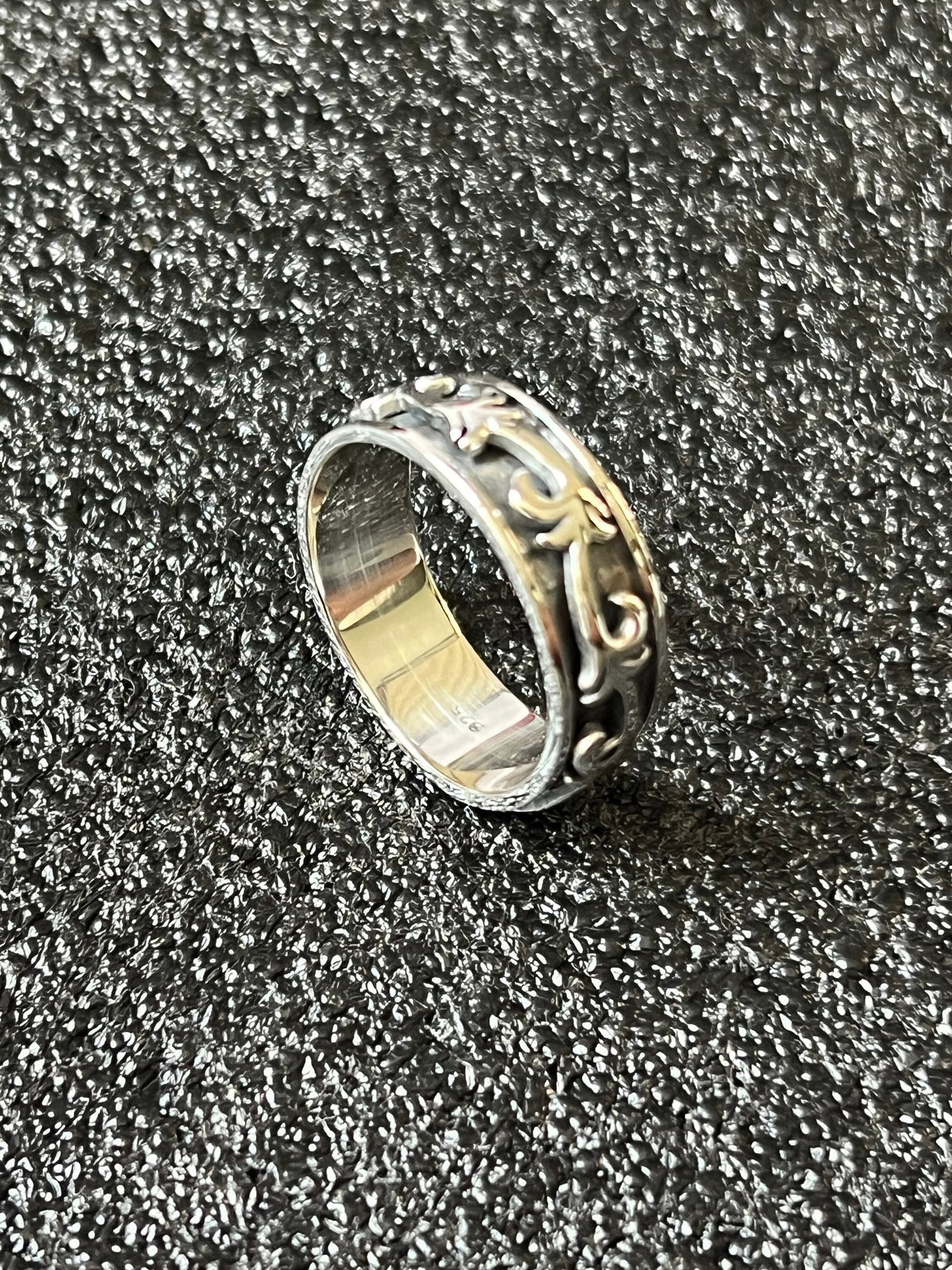 Vine Men's Spinner Ring – Sterling Silver with 7.2mm Band Width