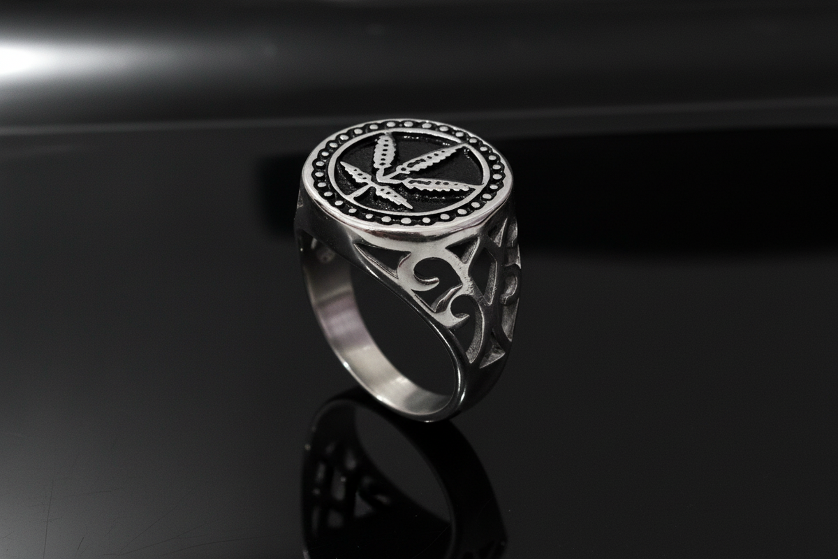 Marijuana Men's Ring – Stainless Steel