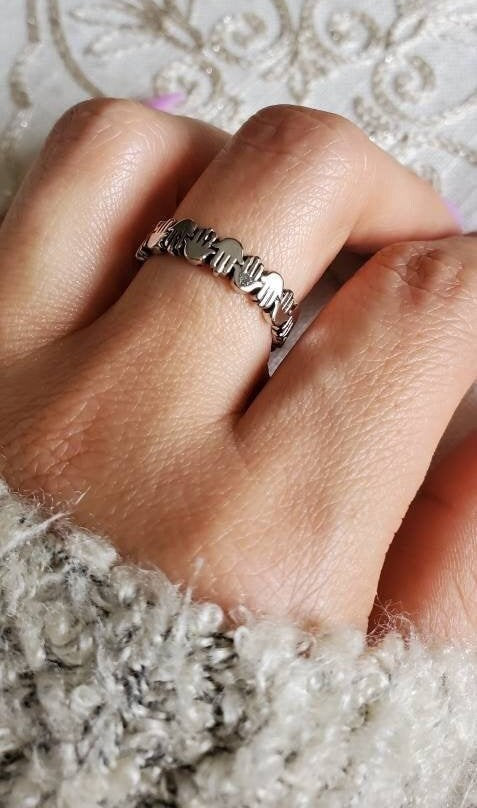 Hand of Fatima Protection Ring – Sterling Silver