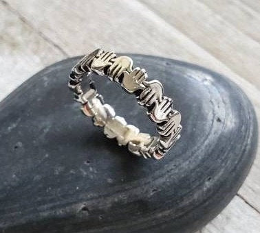 Hand of Fatima Protection Ring – Sterling Silver
