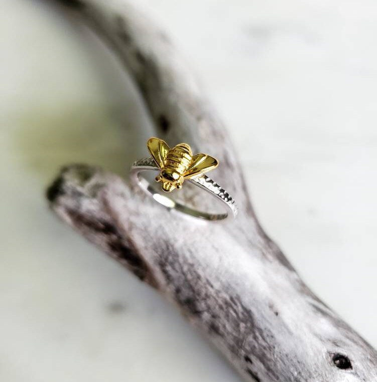 Bumble Bee Ring