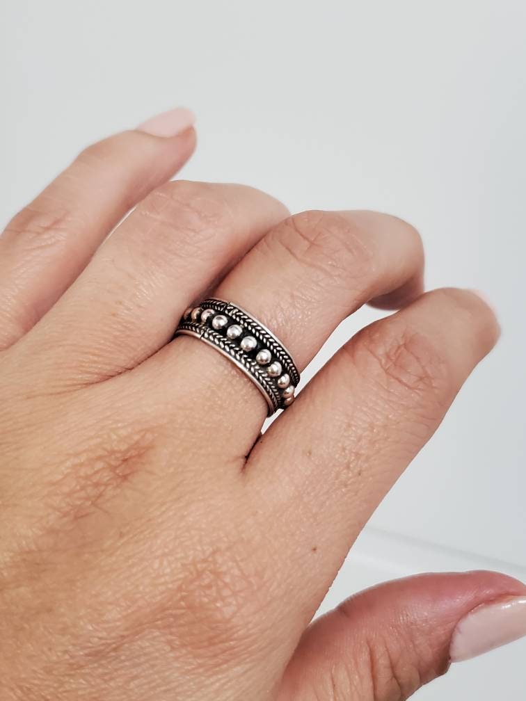 Concave Bali Beaded Statement Ring – Sterling Silver
