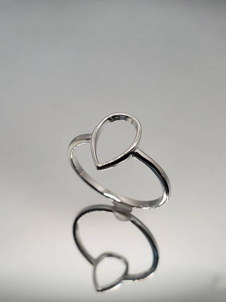 Teardrop Ring – Sterling Silver