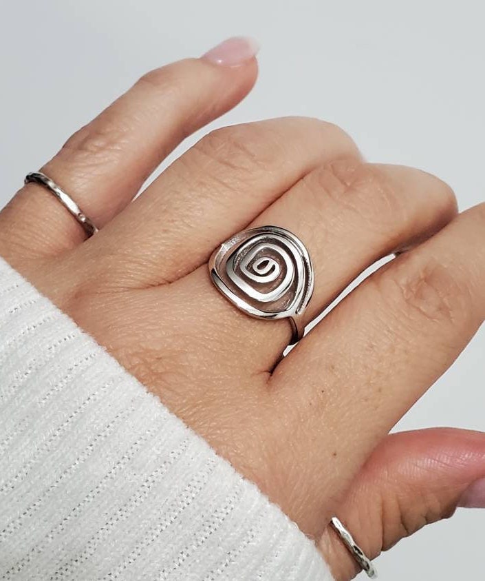 Sterling Silver Spiral Ring, Simple Minimalist Ring, Dainty Women Ring, Swirl Ring, Boho Style Ring