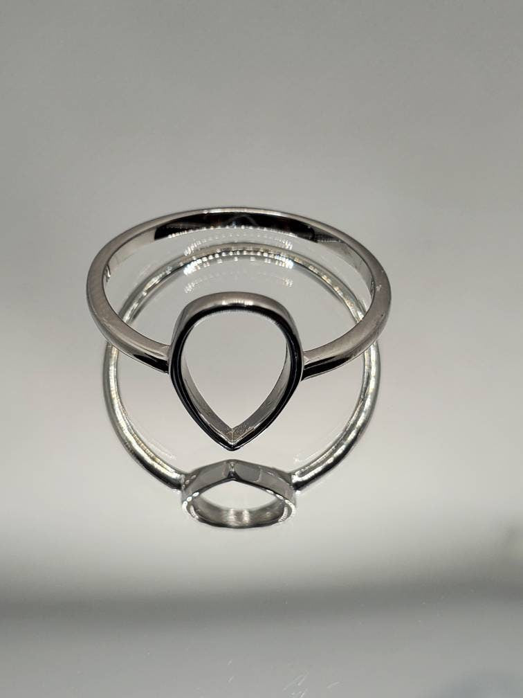 Teardrop Ring – Sterling Silver