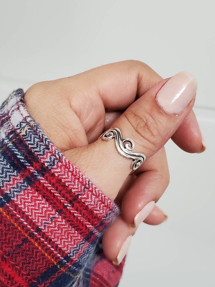 Wave Ring – 925 Sterling Silver with Oxidized Finish