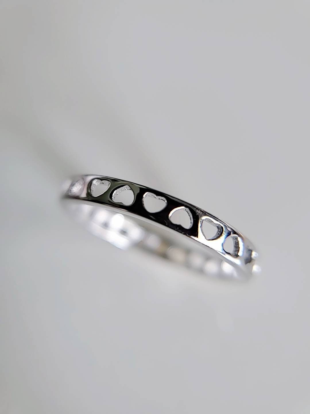 Sterling Silver Heart Band, Thin Minimalist Women's Band, 925 Ring, Wedding Band, Promise Ring, Anniversary Gift