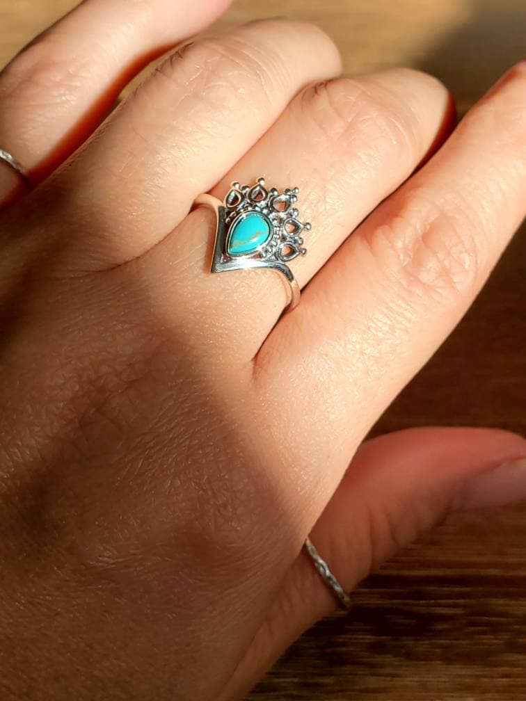 Tear Drop Queen Turquoise Sterling Silver Women Ring