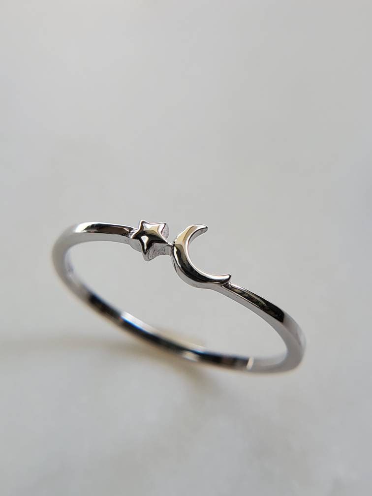 Crescent Moon Star Ring – 925 Sterling Silver