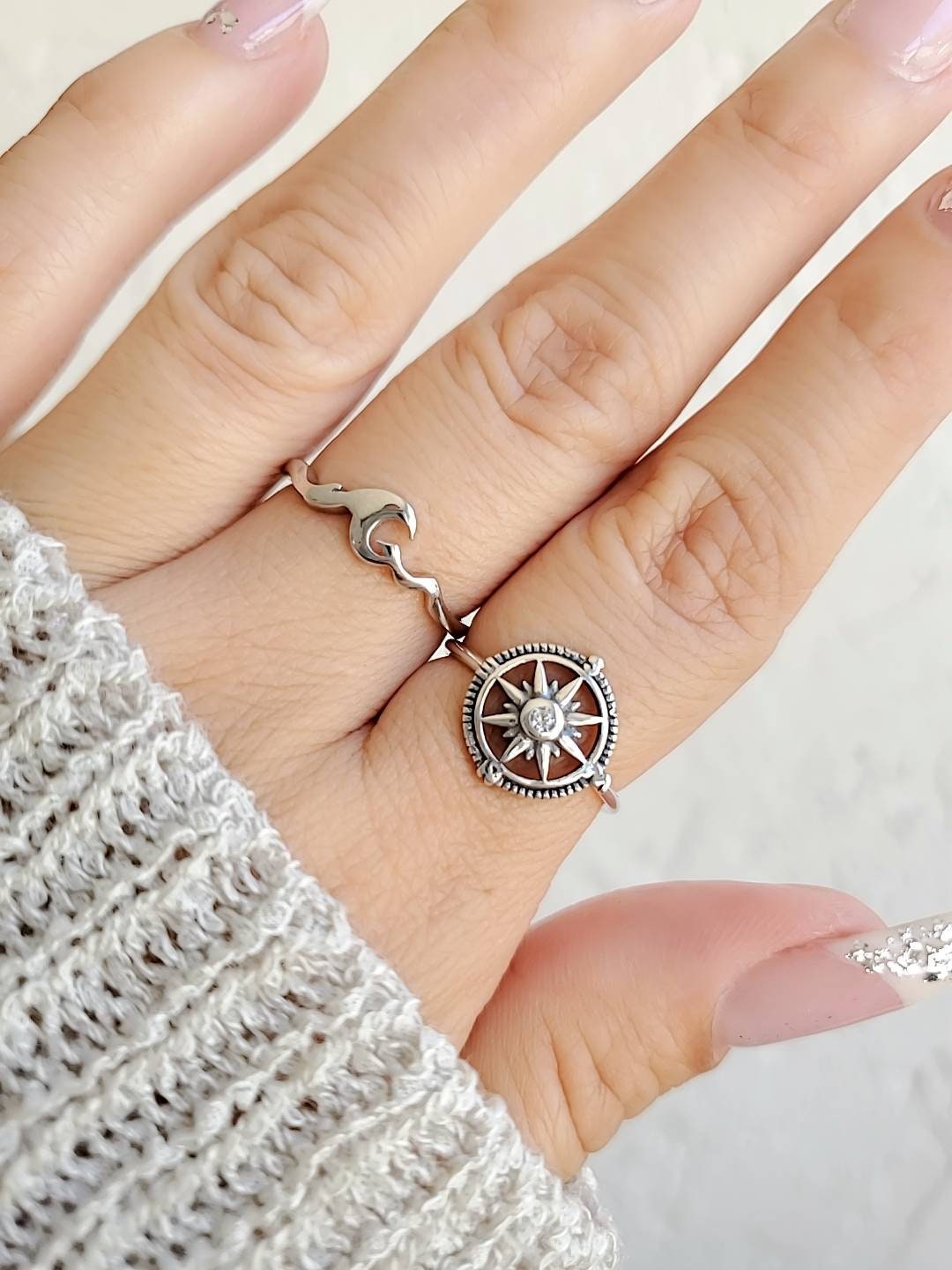 Dainty Wave Ring