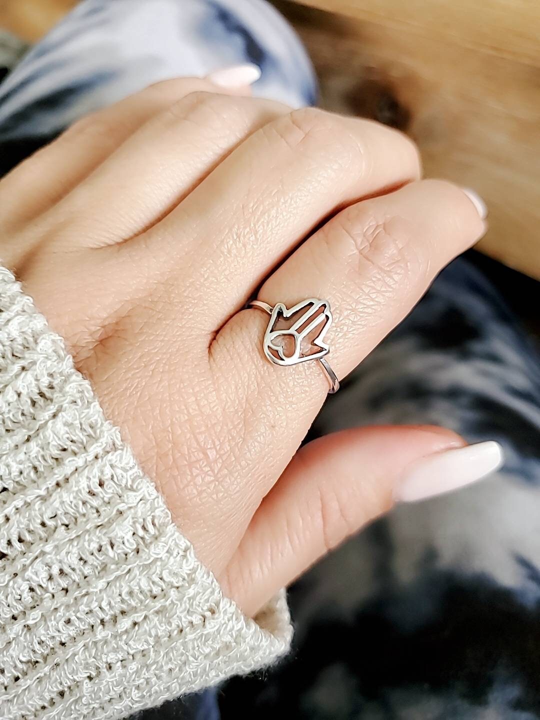 Hand Minimalist Hamsa Ring