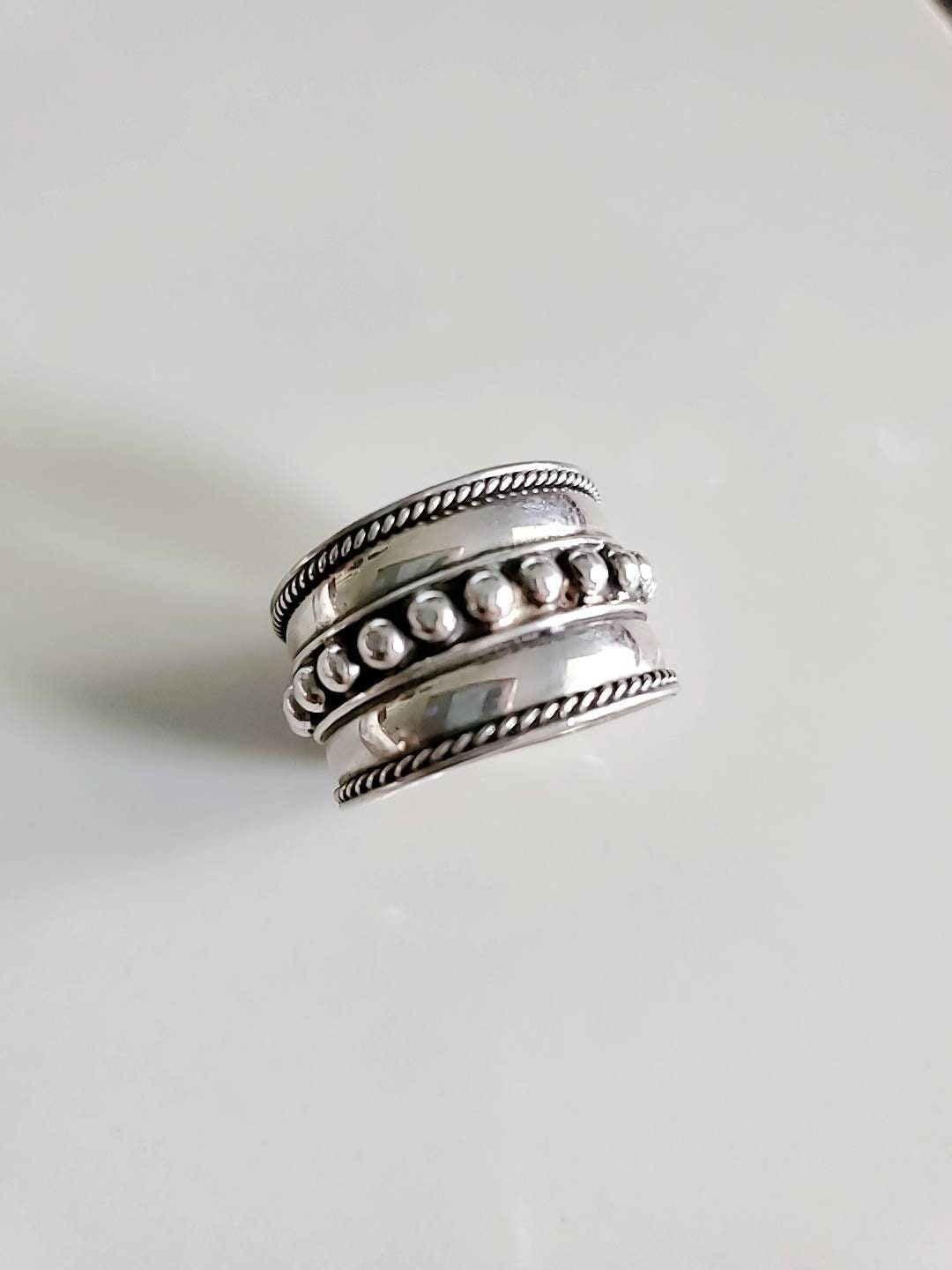 Concave Beaded Wide Band Ring