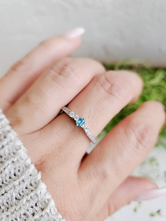 Dainty Aquamarine Ring