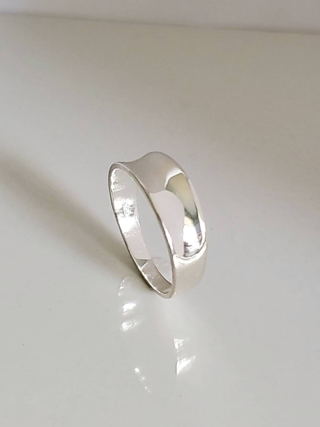 Small Concave Ring