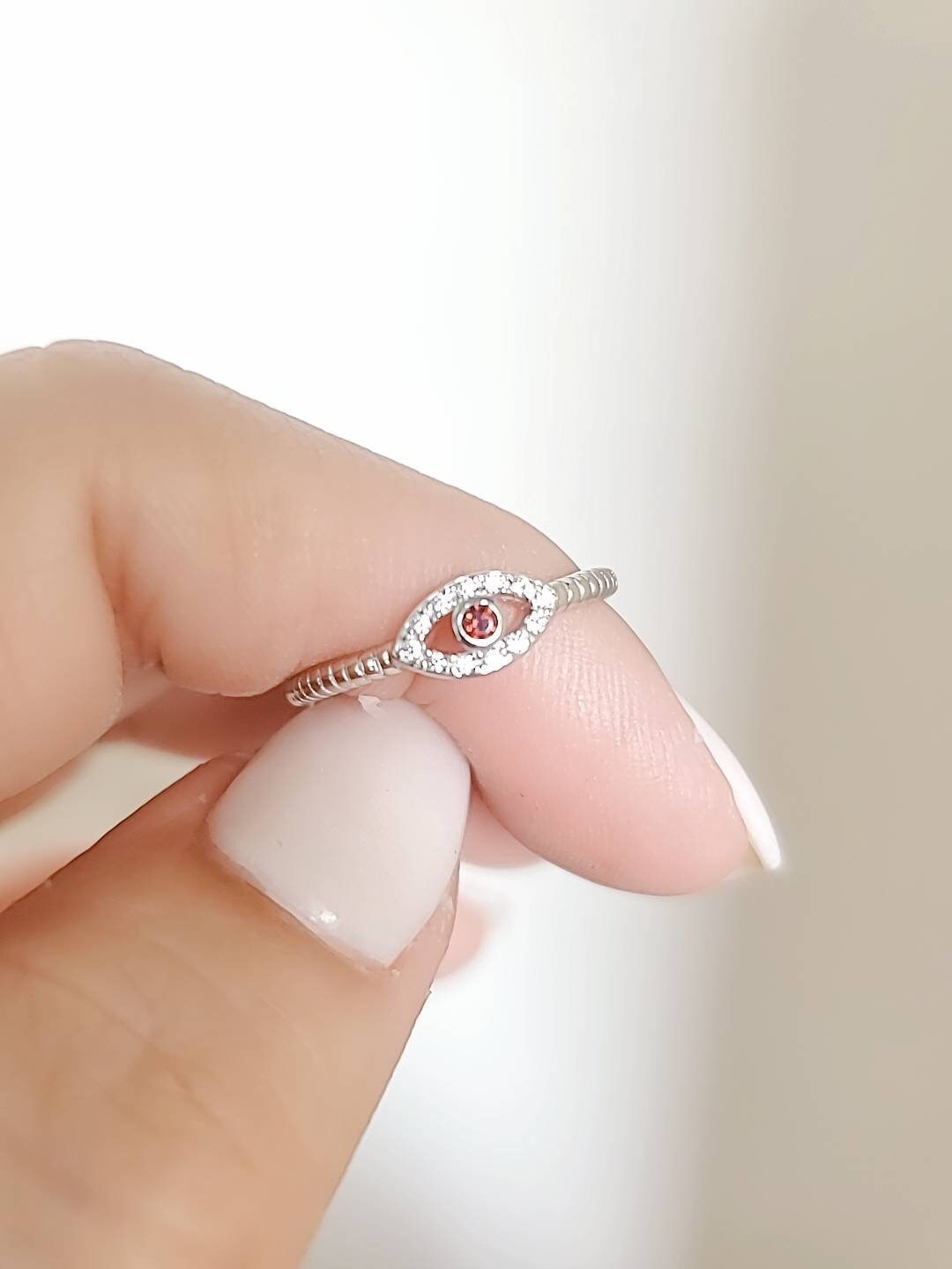 Garnet Eye Sterling Silver Women Ring