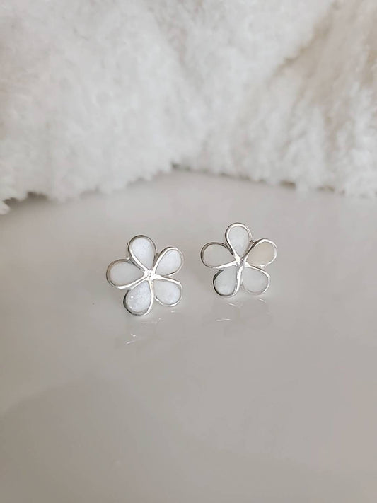 Mother of Pearl Earring