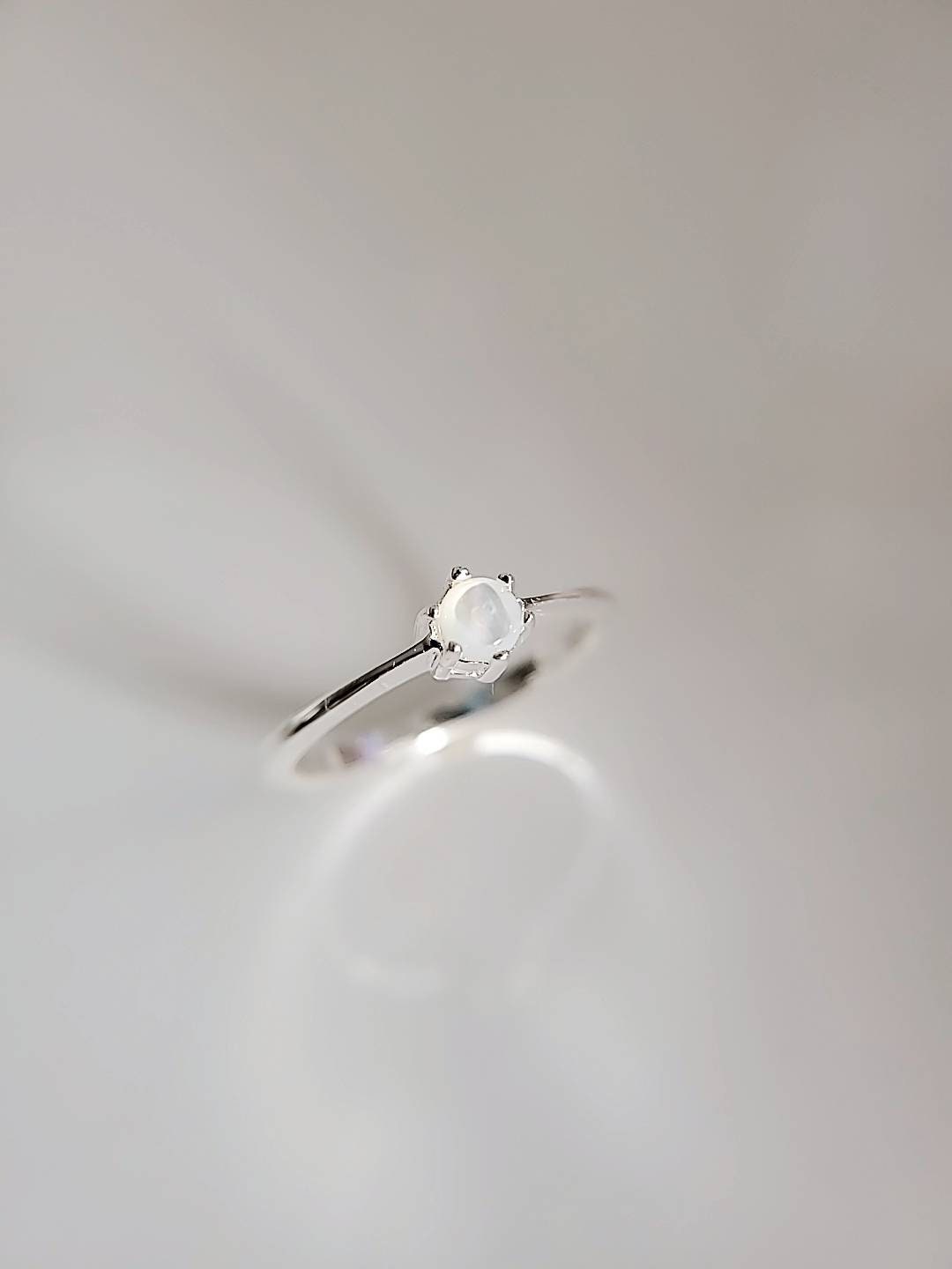 Mother of Pearl Wedding Ring – 925 Sterling Silver