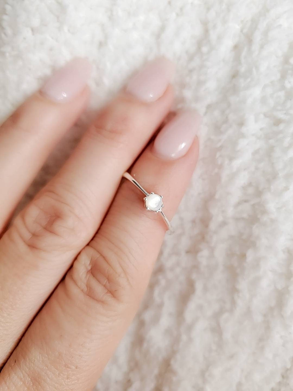 Mother of Pearl Wedding Ring – 925 Sterling Silver