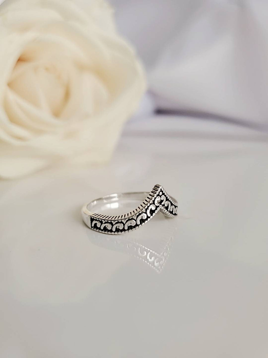 Chevron Ring – Sterling Silver