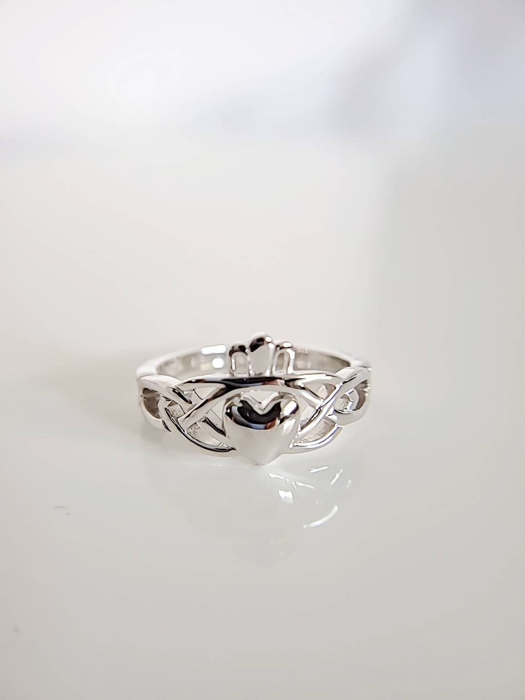 Claddagh Ring – 925 Sterling Silver