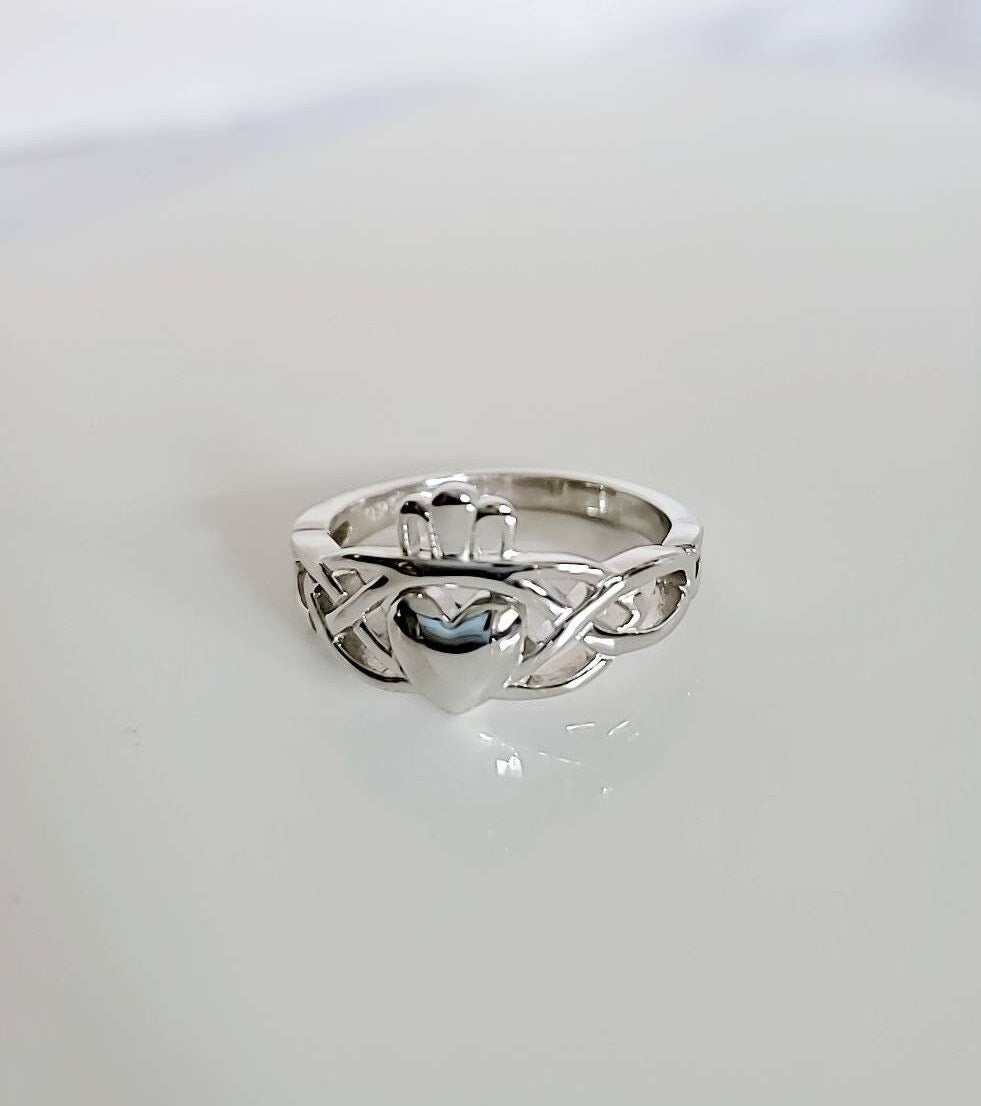 Claddagh Ring – 925 Sterling Silver