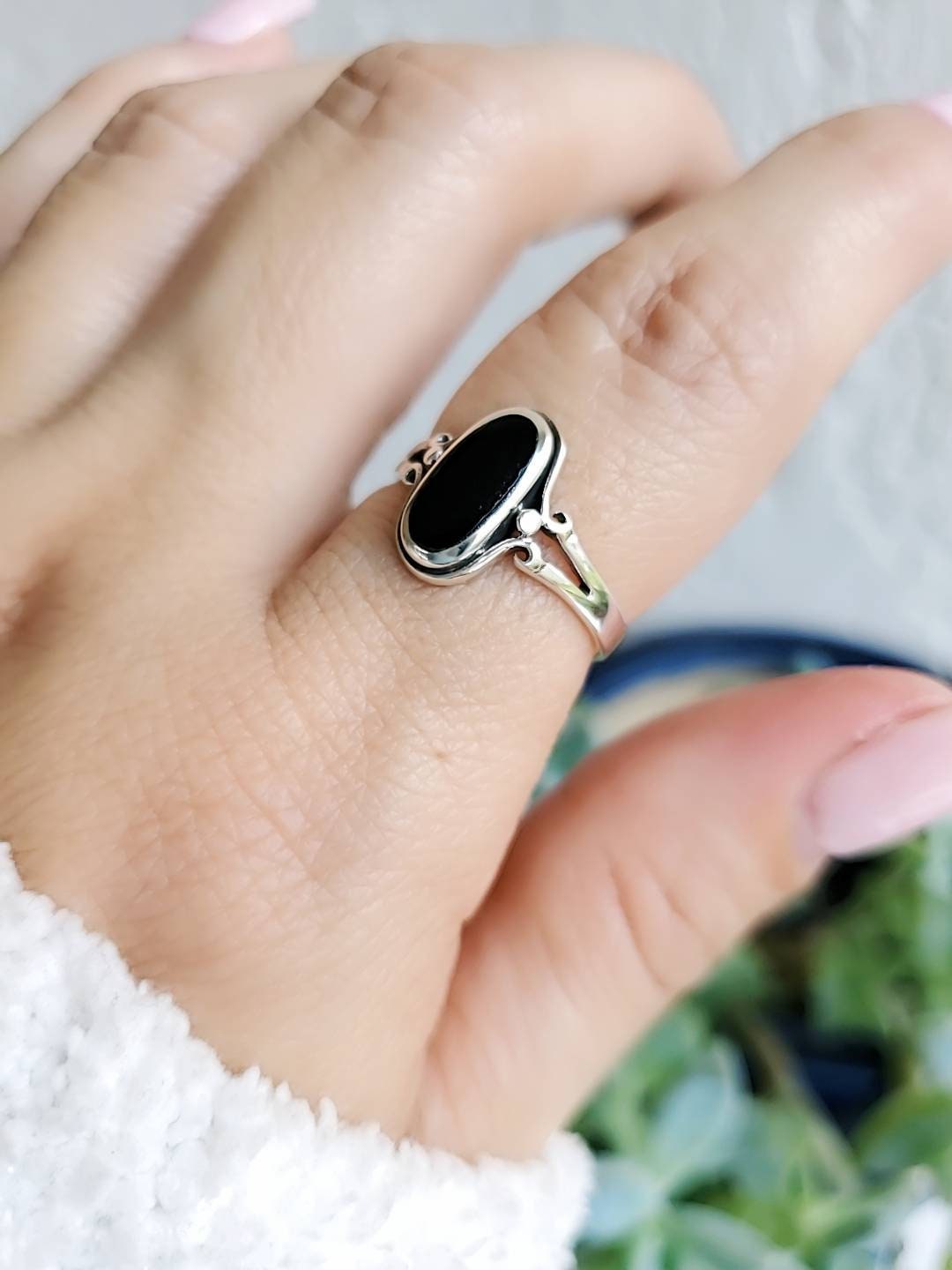 Sterling Silver Onyx Ring, Women's Ring,  Minimalist Ring, Genuine Onyx, Oval Stone, 925 Stamped, Black Stone Ring, Gift for Women