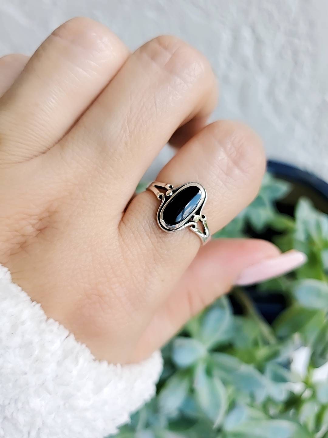 Sterling Silver Onyx Ring, Women's Ring,  Minimalist Ring, Genuine Onyx, Oval Stone, 925 Stamped, Black Stone Ring, Gift for Women