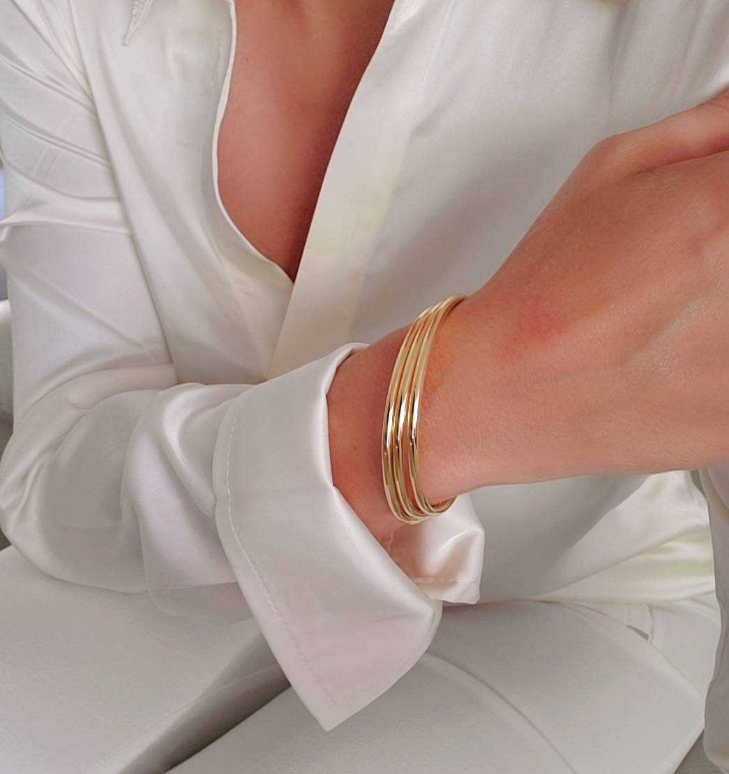 Gold Bangle Bracelet 18K Gold filled bracelet