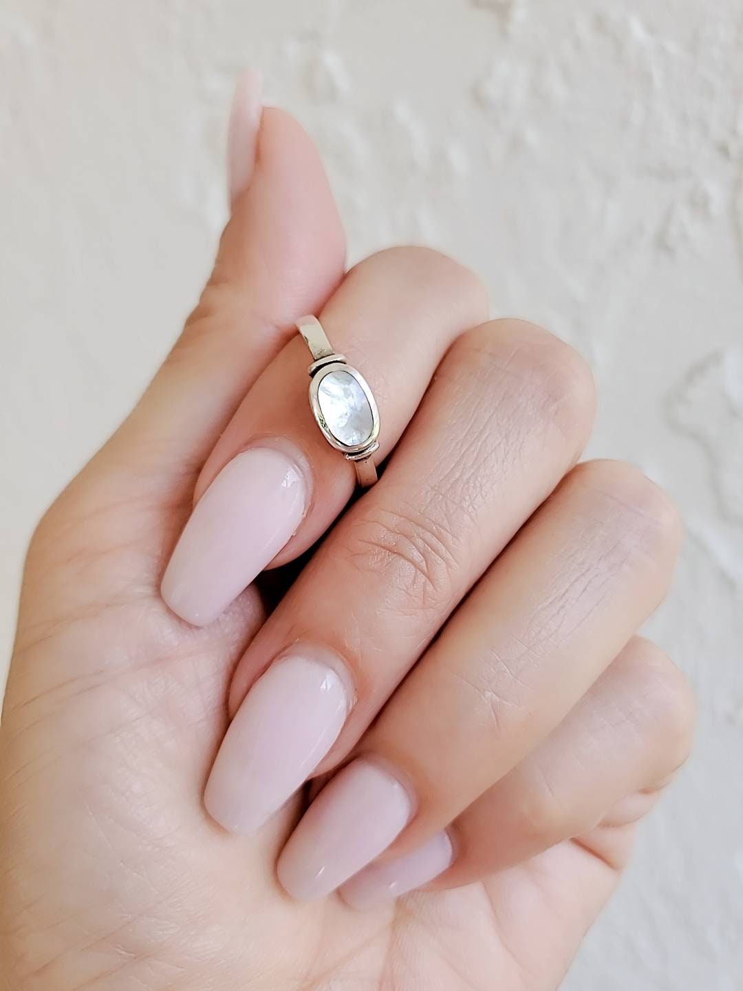 Mother of Pearl Ring – Sterling Silver with 6mm Band Width