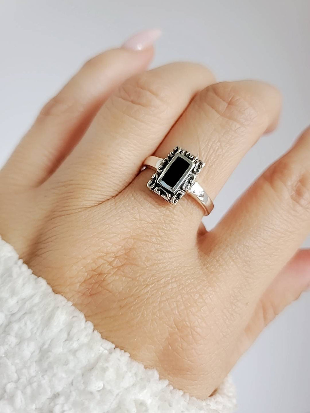 Onyx Ring – 925 Sterling Silver