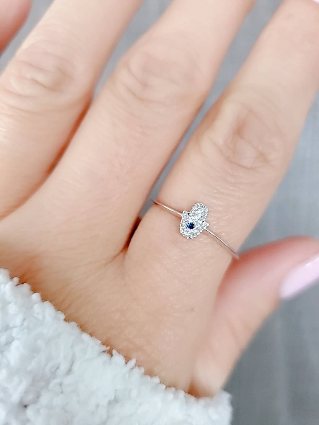 Thin Hand Women's Ring – 925 Sterling Silver