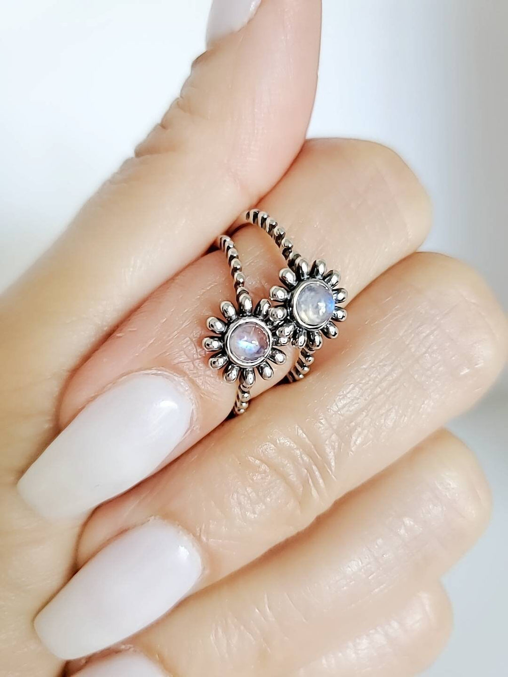 Flower Moonstone Women's Ring – 925 Sterling Silver