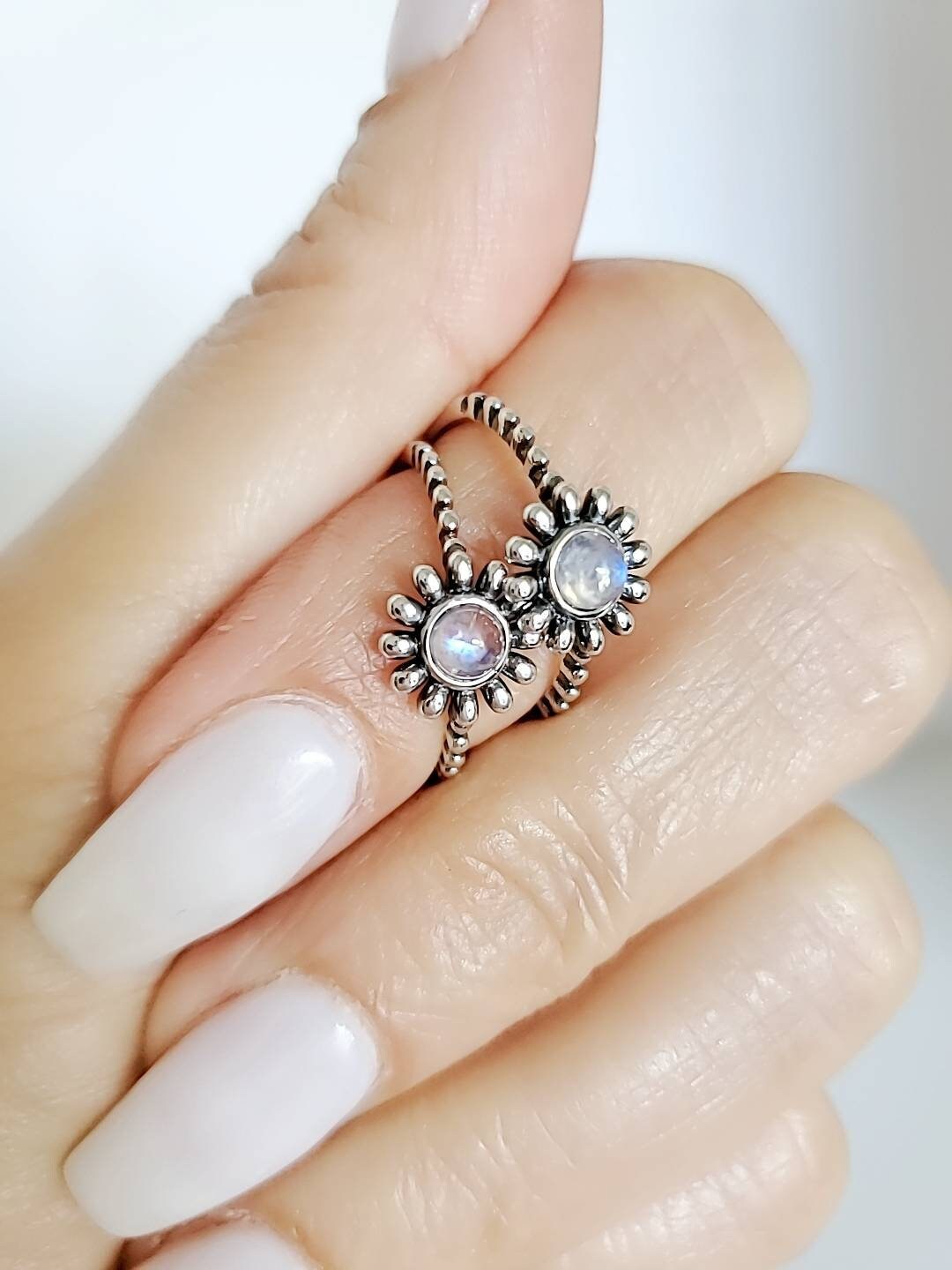 Flower Moonstone Women's Ring – 925 Sterling Silver