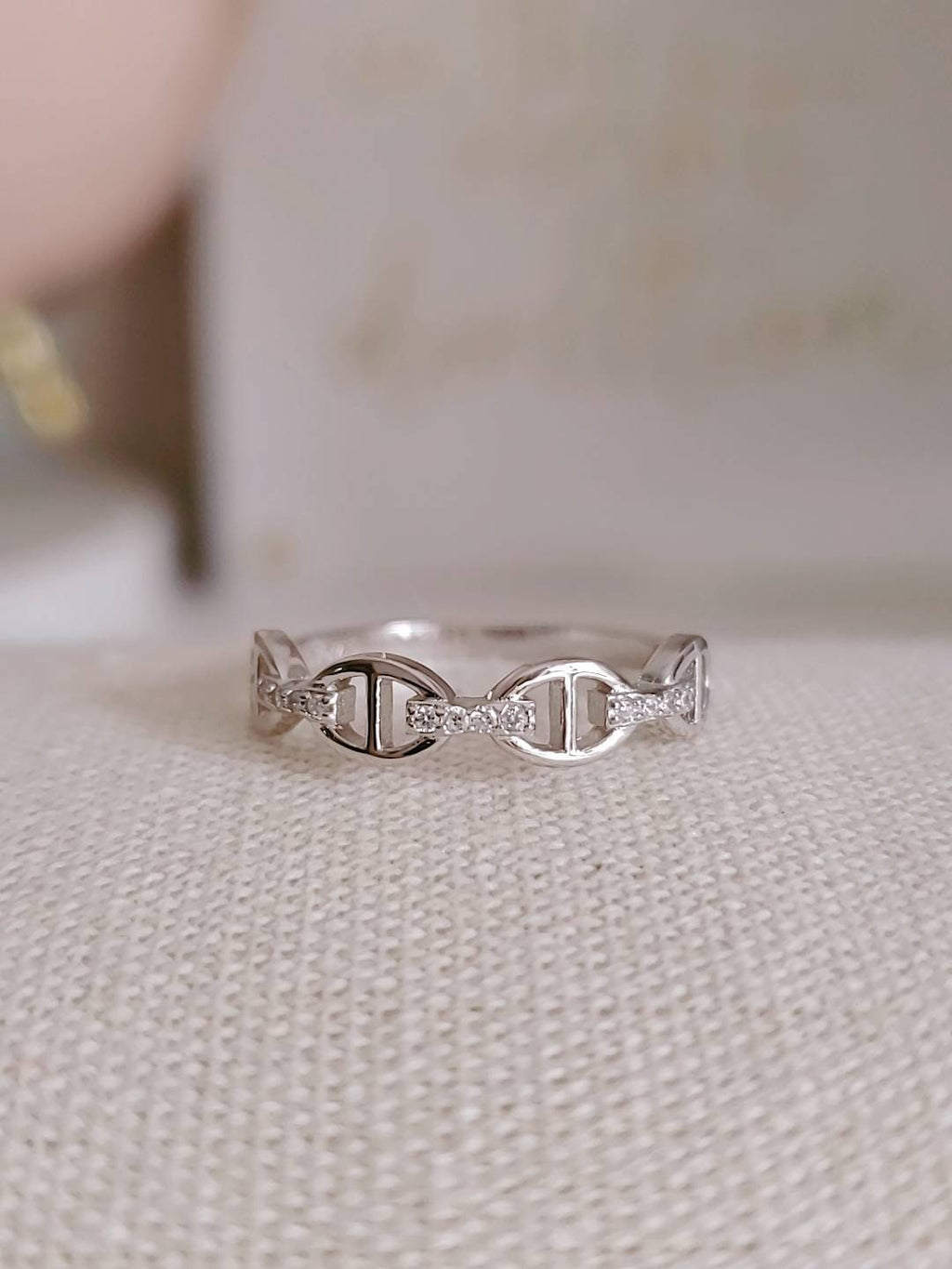 Chain Ring with Simulated Diamonds – Sterling Silver