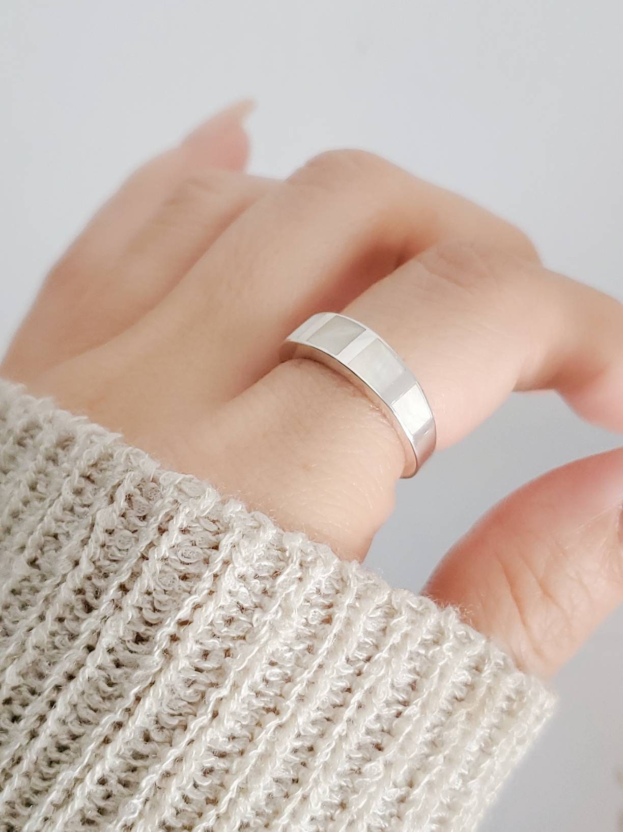 Sterling Silver Mother of Pearl Band Ring, Women's Statement Ring, Engagement Ring, Promise Ring, Wedding Ring, 925 Stamped, Pearl Band Ring