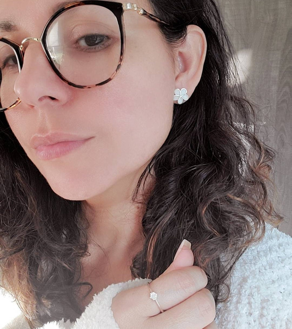 Mother of Pearl Earring