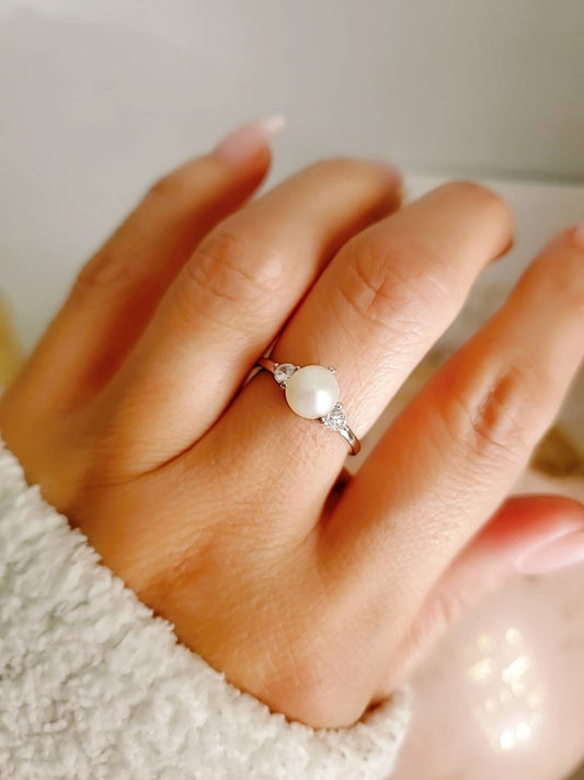 Sterling Silver Large Fresh Water Pearl Ring, Statement Ring, Pearl Ring, Promise Ring, Wedding Ring, 925 Stamped, Women's Pearl Ring