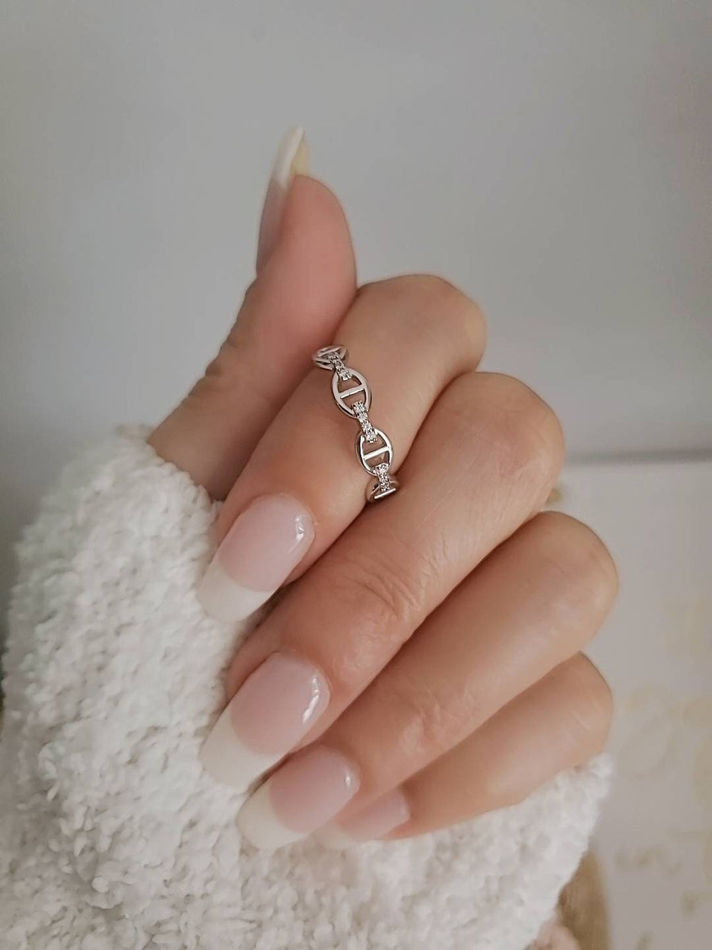 Chain Ring with Simulated Diamonds – Sterling Silver