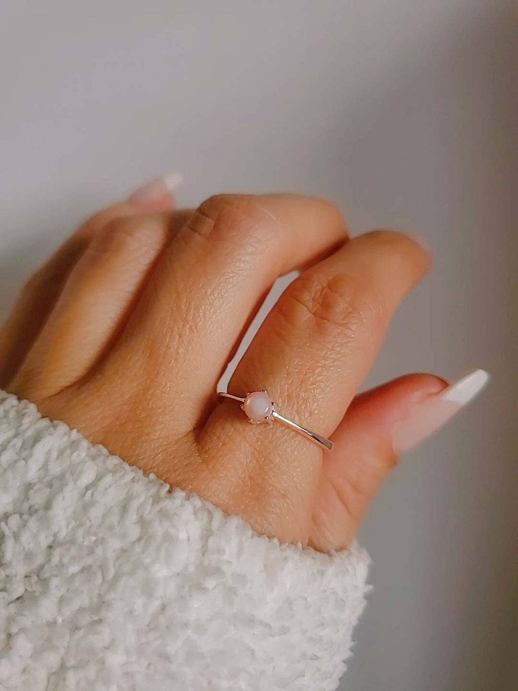 Pink Mother of Pearl Wedding Ring – 925 Sterling Silver
